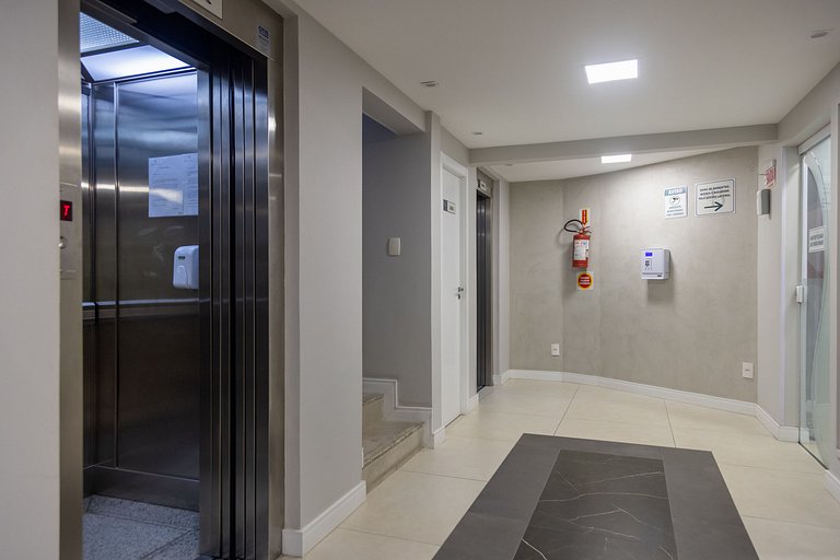 Apartamento completo 50 m do mar