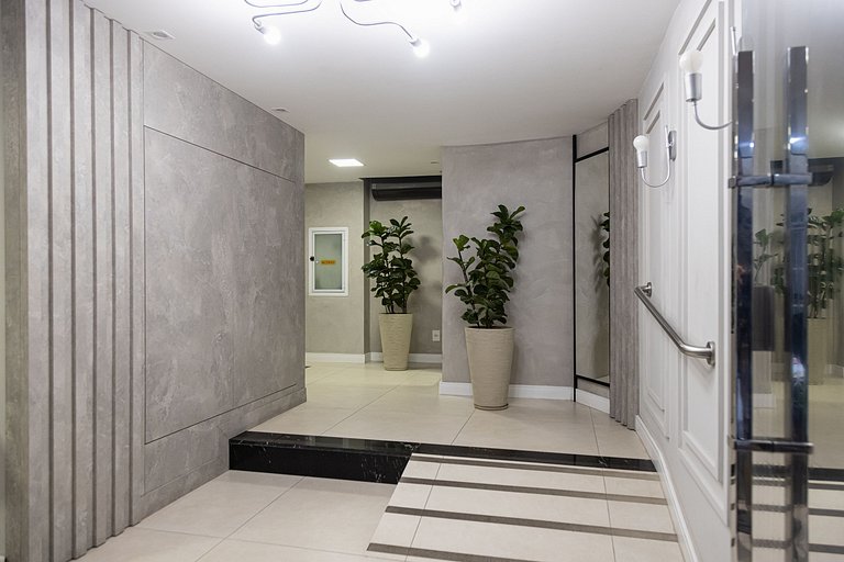 Apartamento completo 50 m do mar