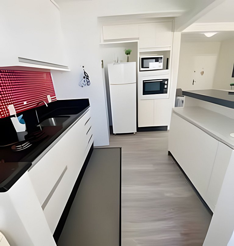 Quadra mar, andar alto, c/ garagem