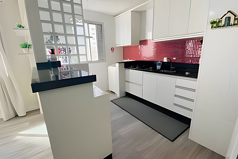 Quadra mar, andar alto, c/ garagem