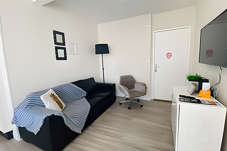 Quadra mar, andar alto, c/ garagem