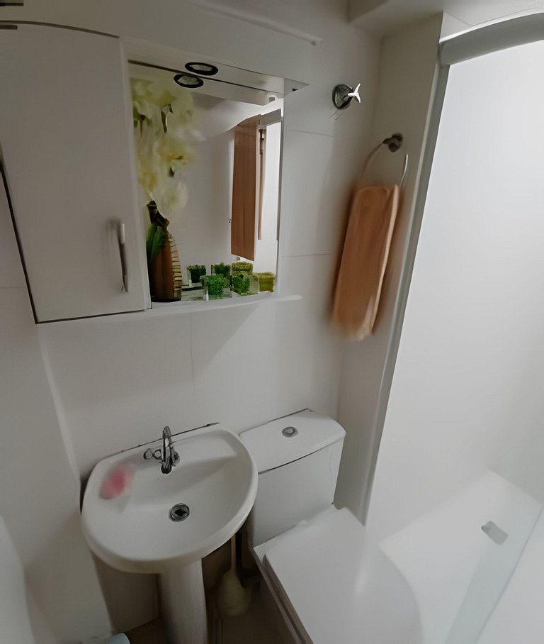 Apartamento completo 50 m do mar