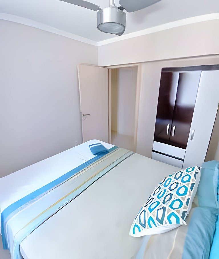 Apartamento completo 50 m do mar