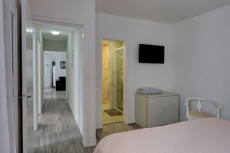 Quadra mar, andar alto, c/ garagem