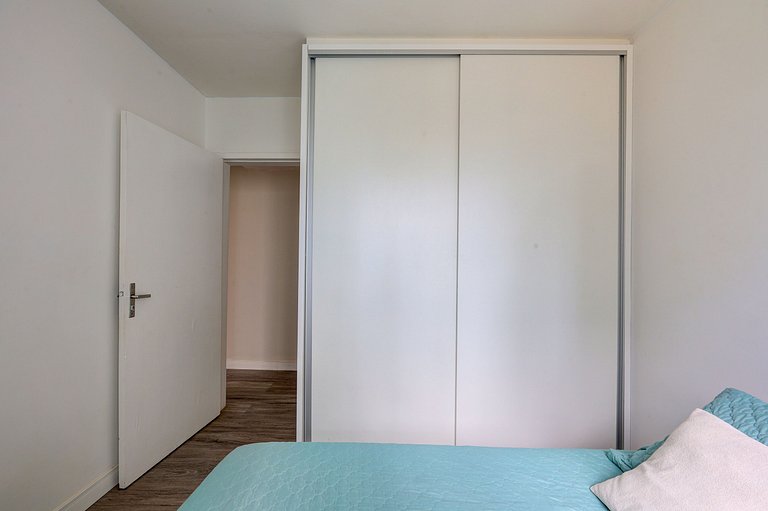 Quadra mar, andar alto, c/ garagem