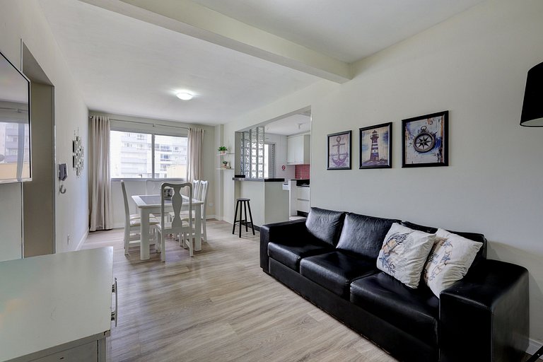 Quadra mar, andar alto, c/ garagem