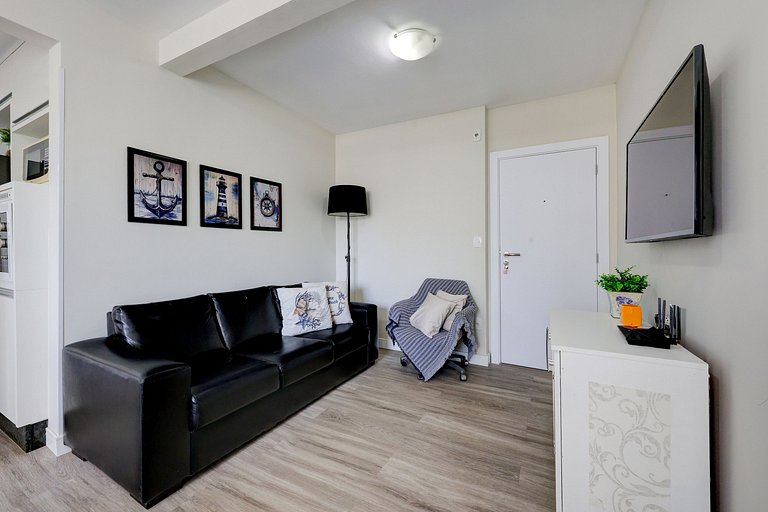 Quadra mar, andar alto, c/ garagem