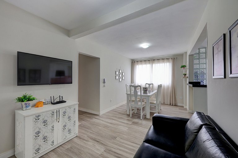 Quadra mar, andar alto, c/ garagem