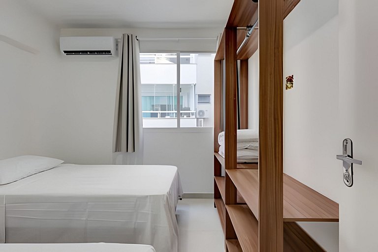 Vista lateral do mar região central