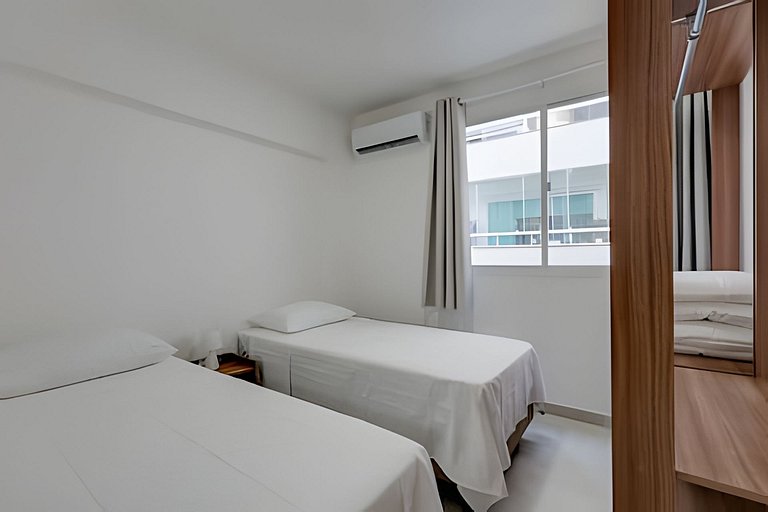 Vista lateral do mar região central