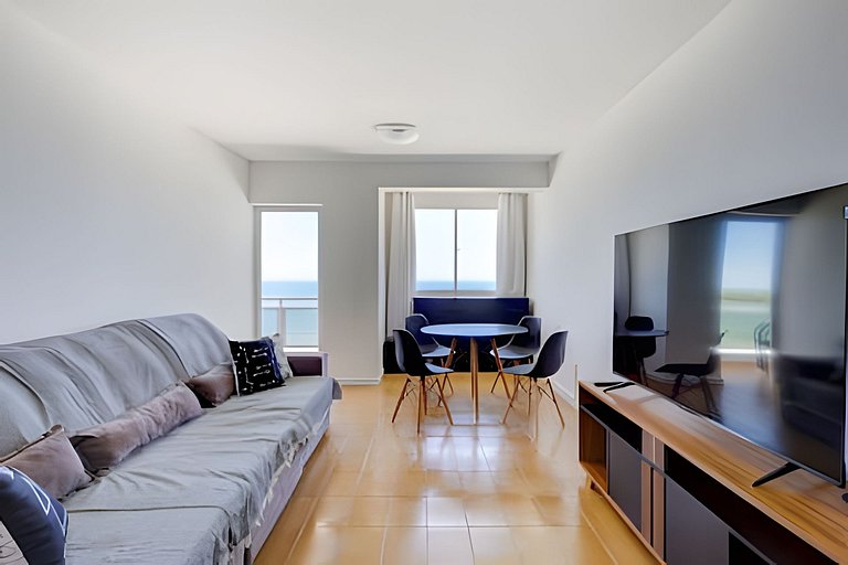 Frente mar, andar alto! Melhor localização de BC!