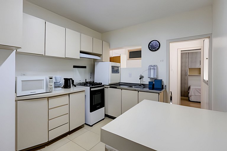 Frente mar, andar alto! Melhor localização de BC!