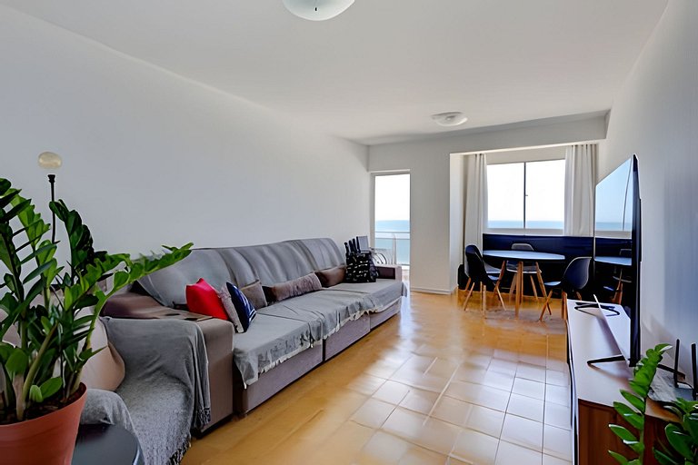 Frente mar, andar alto! Melhor localização de BC!