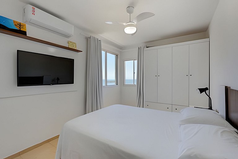 Frente mar, andar alto! Melhor localização de BC!