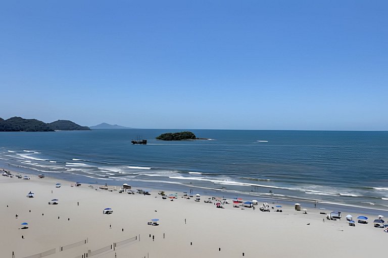 Frente mar, andar alto! Melhor localização de BC!