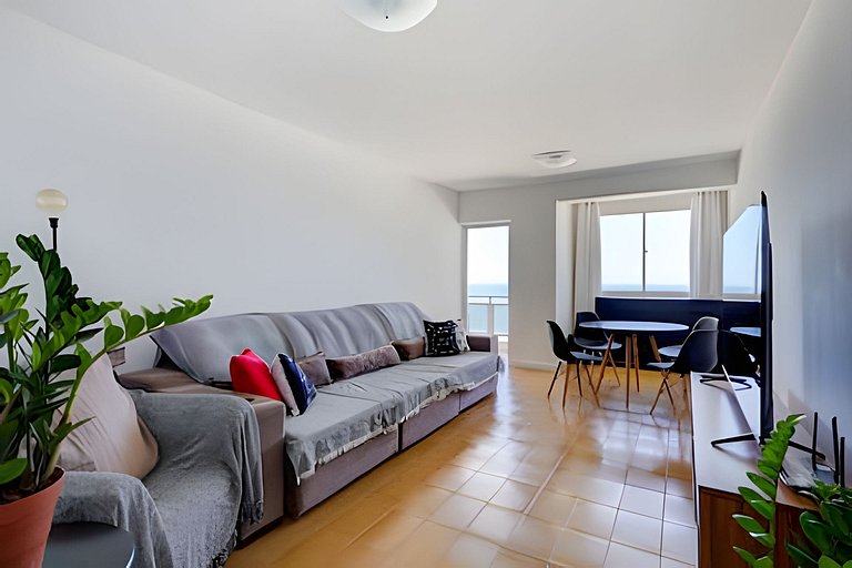 Frente mar, andar alto! Melhor localização de BC!