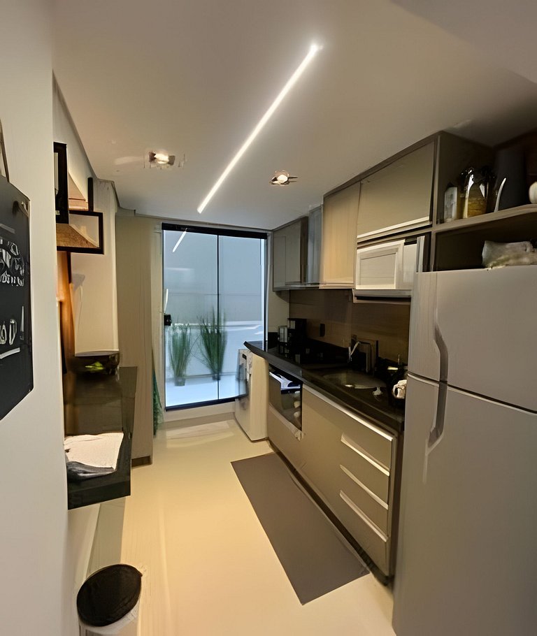 Apartamento quadra Mar com garagem
