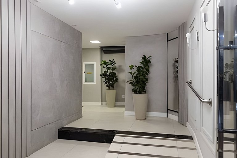 Apartamento quadra Mar com garagem