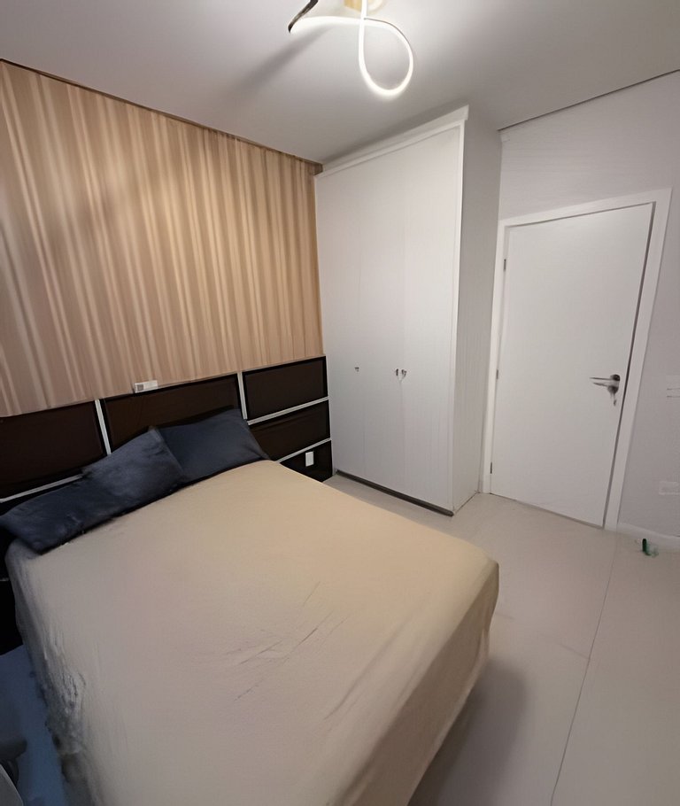 Apartamento 3 suítes Vista do Mar Com 2 Garagem