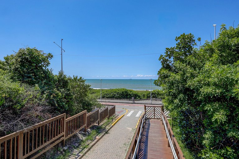 Bali Pé na Areia Vista Mar Beto Carrero e Férias